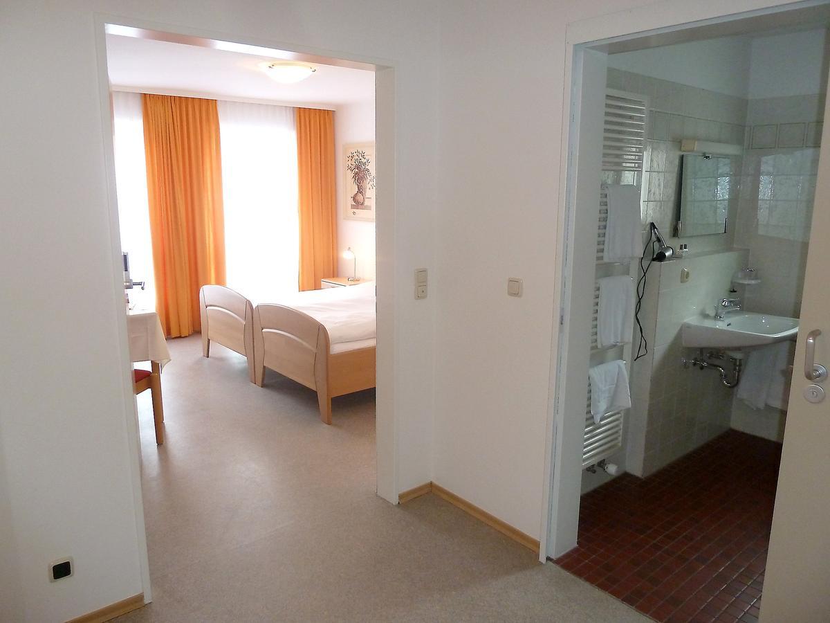 Garni Hotel Leitl Gmbh Eggenfelden Δωμάτιο φωτογραφία